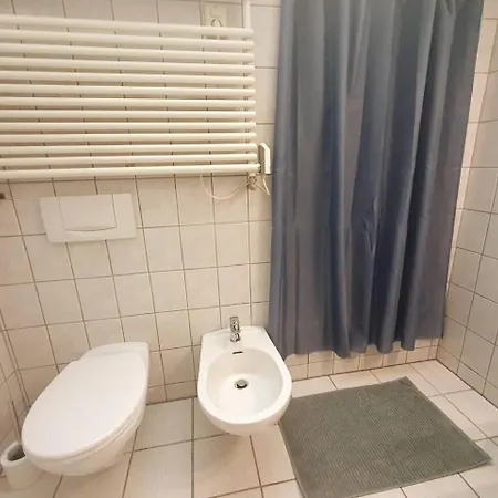 Gartenstuebchen * Neufra